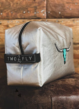 Load image into Gallery viewer, What Would Dolly Do Weekender Bag
